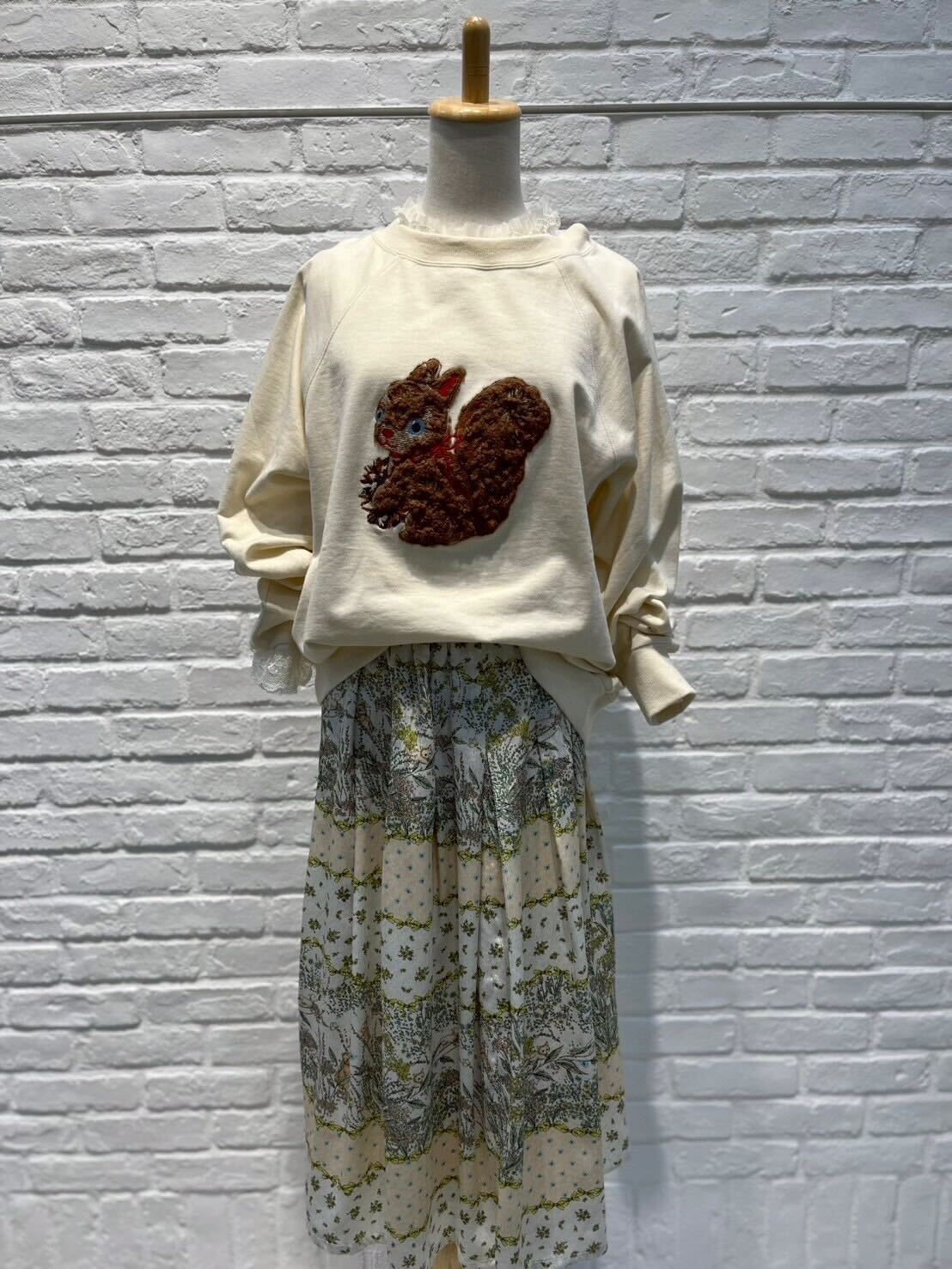 yukiemon |アップリケプルオーバーMサイズ【4185400】12th collection