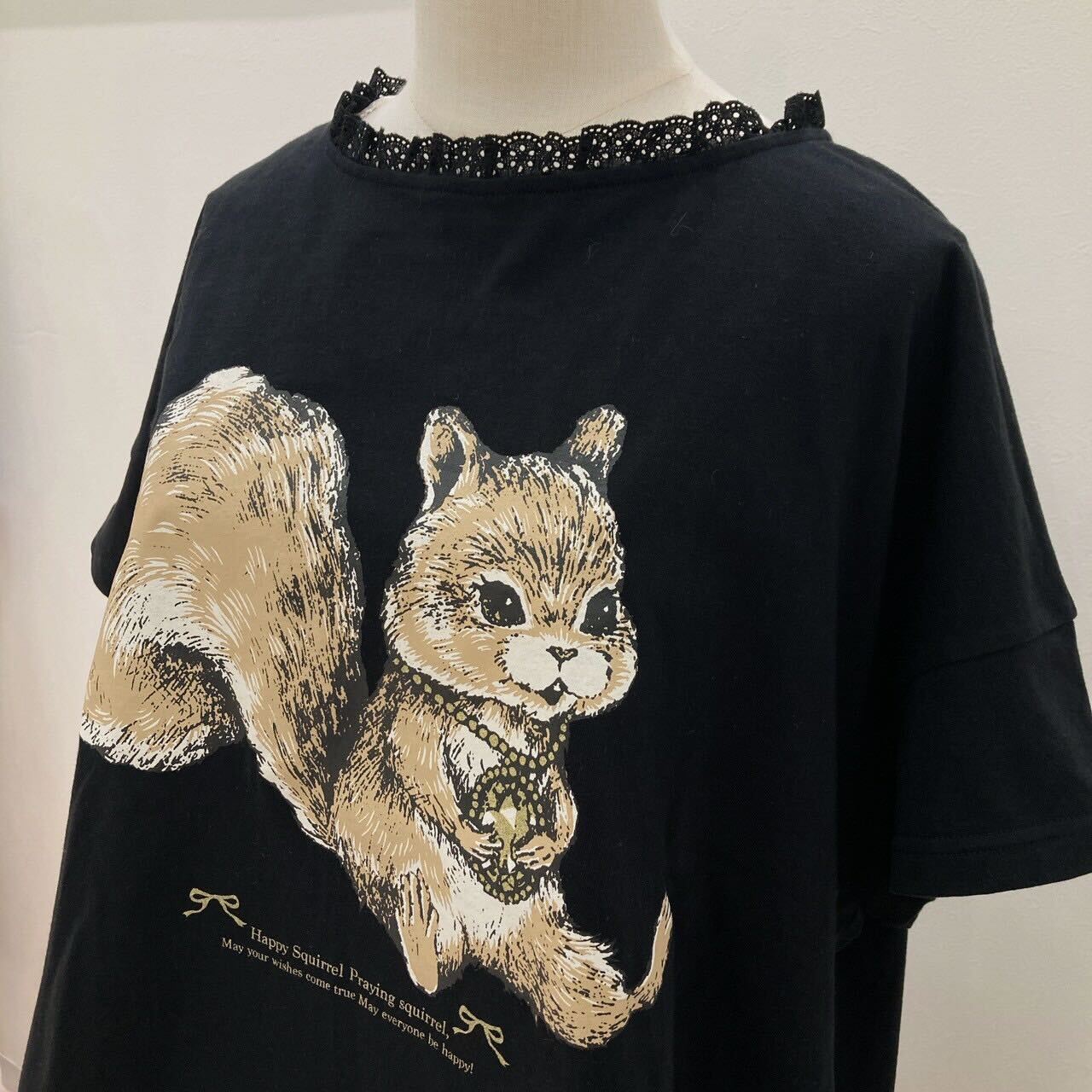 yukiemon | おいのりリス変形Tシャツ【4185110】