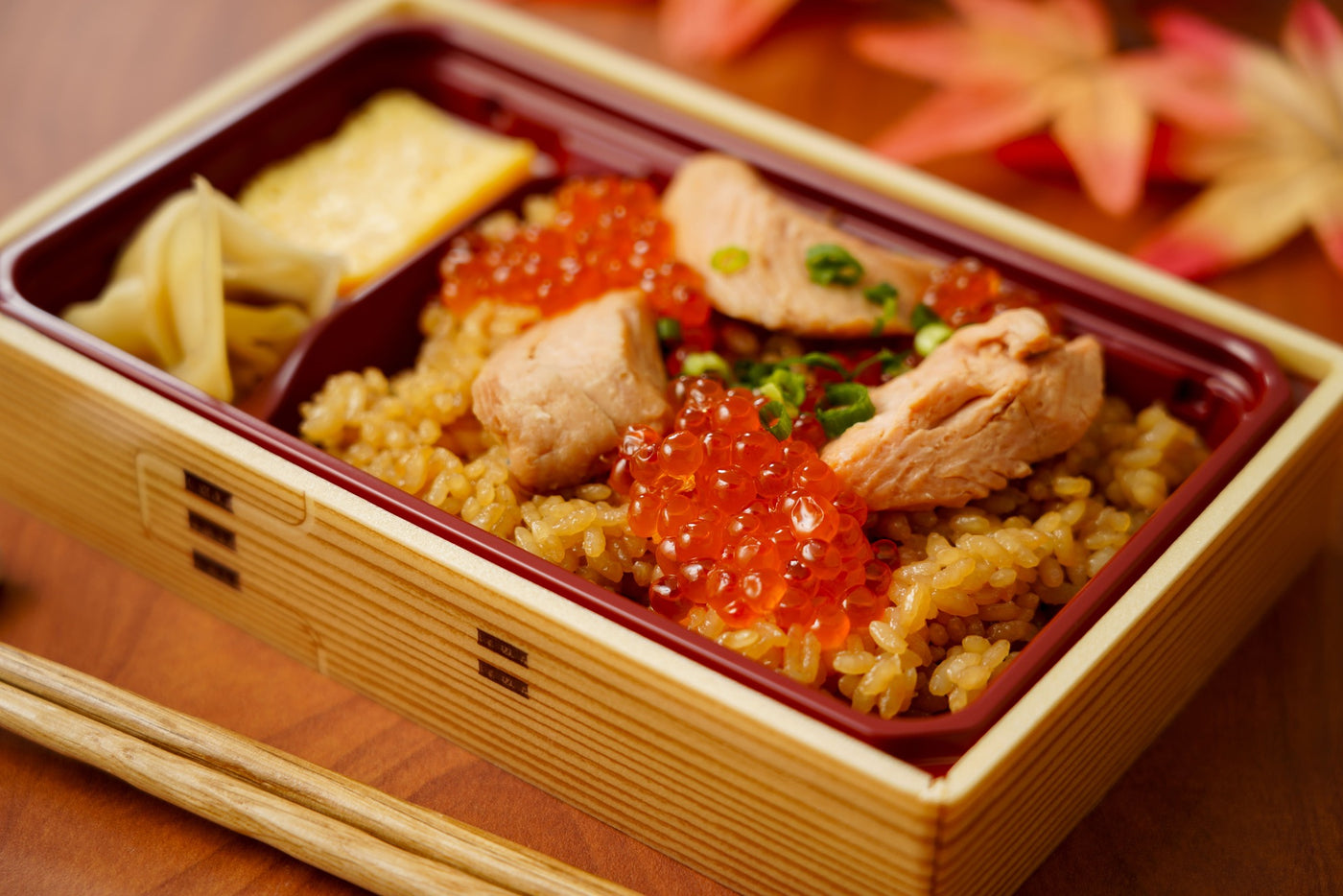 旬の秋鮭と北海道産いくらのはらこ飯【秋を味わう】