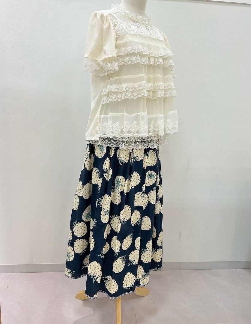 Yukiemon | いちごたっぷりスカートMサイズ【4165050】11th collection