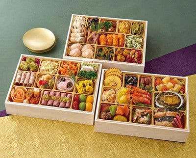 【O-27】名店おせち「華うたげ」和洋中おせち三段重 | 東京「しち十二候・ロジエ・ENGINE」監修【配送エリア：関東限定】
