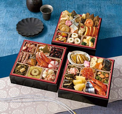 【O-29】北海道美味おせち三段重 | 稚内中央水産【配送エリア：関東限定】