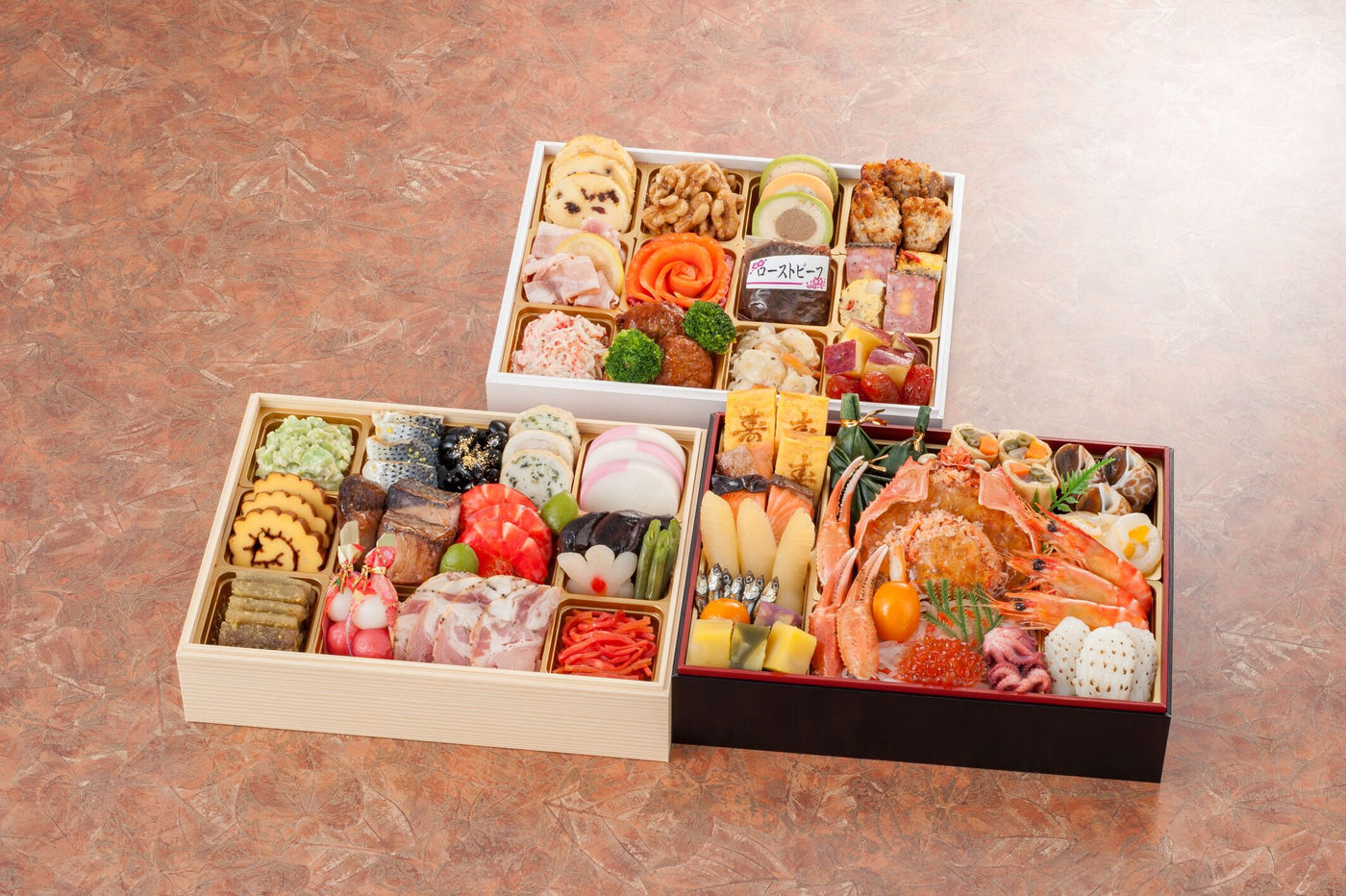 【O-32】和洋おせち三段重 | 北陸温泉旅館「渡月庵」「月香」「宝生亭」コラボ【配送エリア：関東限定】