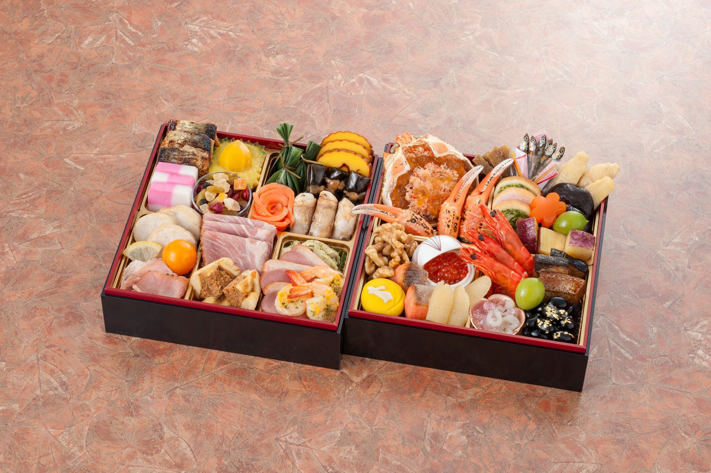 【O-33】和洋おせち二段重 | 加賀　月うさぎの里「加賀兎郷」【配送エリア：関東限定】